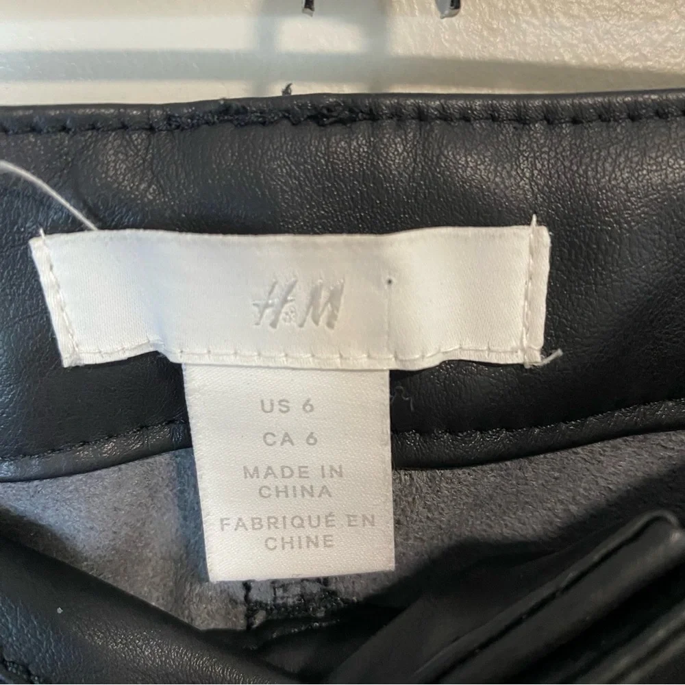 H&M - Black Vegan Leather Wide Leg Belted Pant